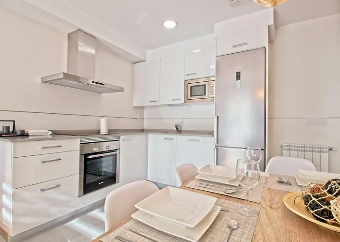 Buenos Aires & Downton By Beauty * Σαν Σεμπαστιάν